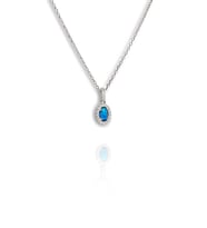 Beyaz Taşlı Opal Küçük Oval Gümüş Kolye