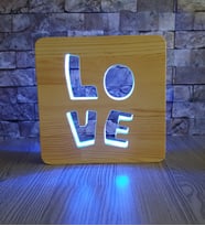 Sevgiliye Hediye Love Ahşap Gece Lambası 16 Renkli Led Lamba