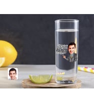 BK Gift Kişiye Özel Renkli Baskılı Erkek Kolay Yetişmiyor Karikatürlü Vodka Bardağı-2 (Beyaz)