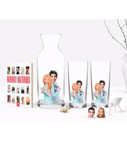 BK Gift Kişiye Özel Renkli Baskılı Sevgililer Karikatürlü İkili Rakı Bardağı Karaf ve Cep Kitabı Hediye Seti-87 (Model 1)