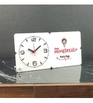 Diyaliz Hemşiresi Ahşap Masa Saati 001