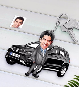 BK Gift Kişiye Özel Erkek Seat Ateca Figürlü Plakalı Ahşap Karikatür Anahtarlık-2 (Beyaz)