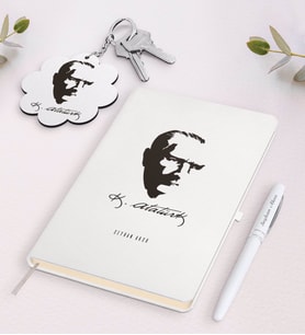 BK Gift Kişiye Özel Atatürk Temalı Beyaz Defter Kalem ve Anahtarlık Hediye Seti-23 (Model 1)