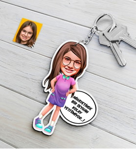 BK Gift Kişiye Özel Kız Çocuk Kolay Yetişmiyor Karikatürlü Ahşap Anahtarlık-5 (Beyaz)
