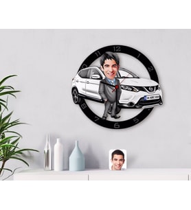 BK Gift Kişiye Özel Plakalı Erkek Nissan Qashqai Karikatürlü Ahşap Duvar Saati-1 (Beyaz)