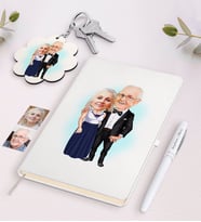 BK Gift Kişiye Özel Büyükanne ve Büyükbaba Karikatürlü Beyaz Defter Kalem ve Anahtarlık Hediye Seti (Model 1)