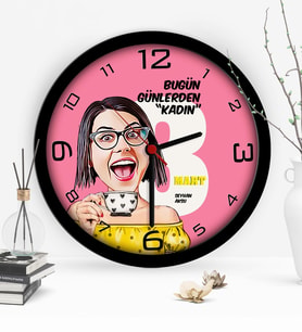 BK Gift Kişiye Özel Kadınlar Günü Temalı Karikatür Ahşap Duvar Saati  3