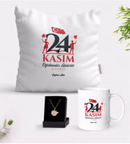 BK Gift Kişiye Özel Öğretmenler Gününüz Kutlu Olsun Beyaz Kupa Yastık ve İsimli Papatya Kolye Hediye Seti-2 (Model 1)