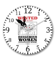 Dangerous Women Duvar Saati Bombeli Gercek Cam
