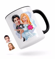 BK Gift Kişiye Özel Evleniyoruz Karikatürlü Siyah Kupa Bardak-9