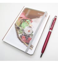 Scrikss Notelook Kırmızı Tren Defter + İsme Özel Kalem  İsme Özel Hediyelik Set
