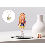 BK Gift Kişiye Özel Kadın Karikatürlü 3D Ahşap Biblo ve İsimli Tarihli Papatya Kolye Seti (Model 1)