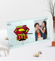 BK Gift Kişiye Özel Fotoğraflı Süper Baba Masaüstü Cam Saat-1 (Beyaz)