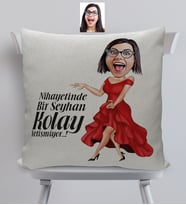 BK Gift Kişiye Özel Bayan Kolay Yetişmiyor Karikatürlü Dekoratif Keten Yastık - 1 (Bej)