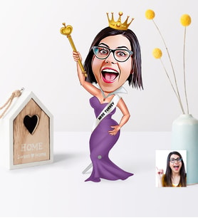 BK Gift Kişiye Özel Güzellik Kraliçesi Karikatür Ahşap Biblo  1