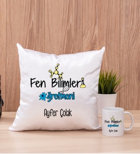 Fen Bilimleri Öğretmeni Kare Yastık ve Beyaz Kupa Bardak