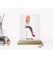 BK Gift Kişiye Özel Kadın Karikatürlü Ahşap Standlı Çerçeve-39 (Beyaz)