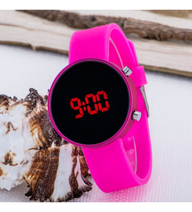 Pembe Yuvarlak Dijital Led Ekran Pembe Silikon Kordonlu Bayan Saat ST-303621