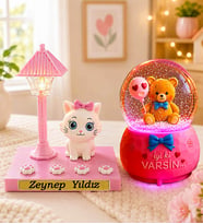 Kişiye Özel İsimli Sevimli Kedi Masa Lambası & Balonlu Panda Işıklı Kar Küresi