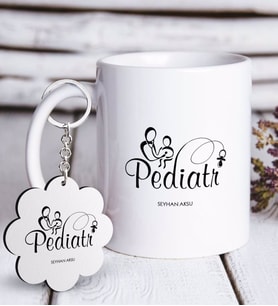 BK Gift Kişiye Özel Mesleki Pediatr Beyaz Kupa ve Anahtarlık Hediye Seti (Model 1)