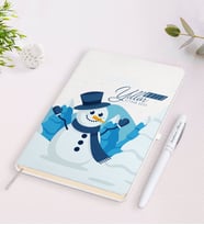 BK Gift Kişiye Özel İsimli Yılbaşı Mutlu Yıllar Beyaz Defter ve Kalem Hediye Seti-21 (Model 1)