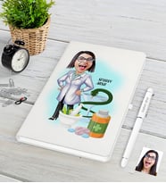 BK Gift Kişiye Özel Bayan Eczacı Karikatürlü Beyaz Defter Kalem Seti-2