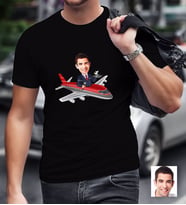 BK Gift Kişiye Özel Bay Uçuş Görevlisi Host Karikatürlü Siyah T-Shirt