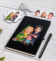 BK Gift Kişiye Özel Yeni Yıl Aile Karikatürlü Siyah Defter Kalem ve Anahtarlık Hediye Seti-3 (Model 1)