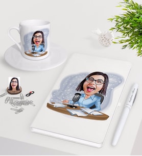 BK Gift Kişiye Özel Bayan Spiker Karikatürlü Beyaz Defter Kalem Türk Kahvesi Fincanı Seti-1 (Model 1)