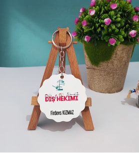Diş Hekimleri Günü Hediyesi Kişiye Özel Diş Hekimi Ahşap Anahtarlık
