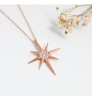 Kutup Yıldızı Taşlı 14K Rose Gold Kaplama Kadın Kolye