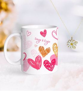 BK Gift Kişiye Özel Sevgililer Günü Kupa ve Çift İsimli Papatya Kolye-50 (Model 1)