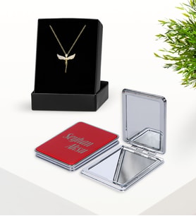 Zirkon Taşlı Gold Melek Kolye ve Kırmızı Dikdörtgen Ayna Set