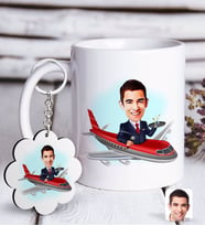 BK Gift Kişiye Özel Erkek Uçuş Görevlisi Karikatürlü Beyaz Kupa ve Anahtarlık Hediye Seti-1 (Model 1)