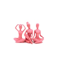 Üçlü Yoga Yapan Kızlar Biblo Pembe