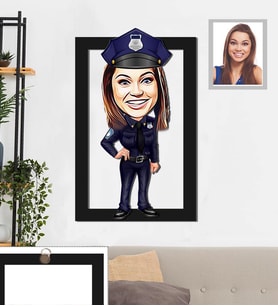 Kişiye Özel Polis Karikatürlü 3D Ahşap Tablo 30x47 Bayan-2