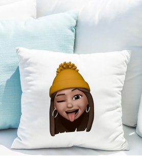 Emoji Kız Stiker Yastığı