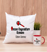 İnsan Kaynakları Uzmanı Kare Yastık ve Kırmızı Kupa Bardak