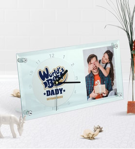 BK Gift Kişiye Özel Fotoğraflı Dünyanın En İyi Babası Masaüstü Cam Saat-3 (Beyaz)