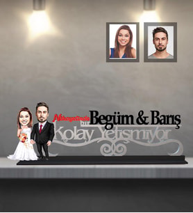 Kişiye Özel Gelin Damat  Karikatürlü Kolay Yetişmiyor Ahşap Biblo  Mod-8