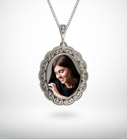 BK Gift Kişiye Özel Fotoğraflı Otantik Gümüş Yaldız Kolye Model 10