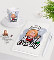 BK Gift Kişiye Özel Bayan Chef Karikatürlü Beyaz Defter Kalem Türk Kahvesi Fincanı Seti-14 (Model 1)