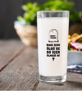 BK Gift Kişiye Özel Renkli Baskılı Rakı İçen Öldü De Su İçen Ölmedi Mi Rakı Bardağı-1 (Beyaz)