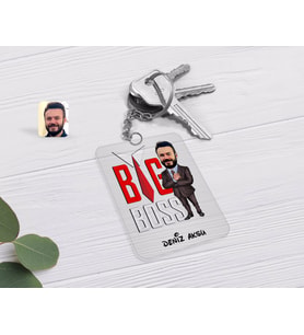BK Gift Kişiye Özel Erkek Big Boss Karikatürlü Şeffaf Pleksi Anahtarlık-4 (Beyaz)