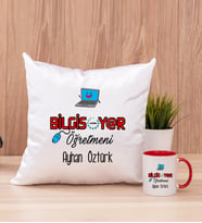 Bilgisayar Öğretmeni Kare Yastık ve Kırmızı Kupa Bardak