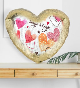BK Gift Kişiye Özel Sevgililer Günü Altın Yaldız Sihirli Kalp Yastık  49