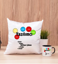 Yazılımcı Kare Yastık ve Siyah Kupa Bardak