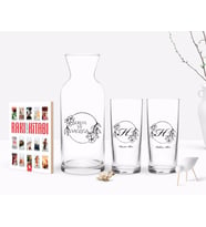 BK Gift Kişiye Özel Renkli Baskılı Baş Harf İsim Tasarımlı Tasarımlı İkili Rakı Bardağı Karaf ve Cep Kitabı Hediye Seti-5 (Model 1)