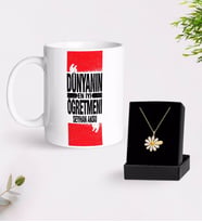 BK Gift Kişiye Özel Dünyanın En İyi Öğretmeni Beyaz Kupa ve Papatya Kolye Hediye Seti-1 (Model 1)