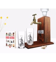 BK Gift Kişiye Özel Renkli Baskılı İsimli İkili Rakı Bardağı Ahşap Rakı Standı ve Cep Kitabı Hediye Seti-120 (Model 1)